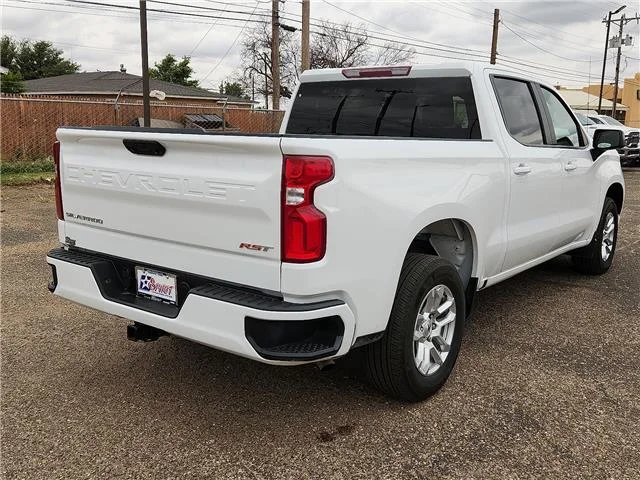 Used 2026 White Chevrolet RST 4x2 Crew Cab 5.75 ft. box 147.4 in. WB image 4