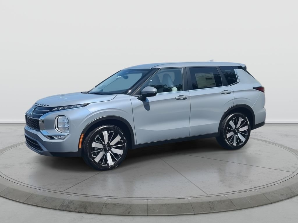 New 2026 MOONSTONE GRY M Mitsubishi SE image 3