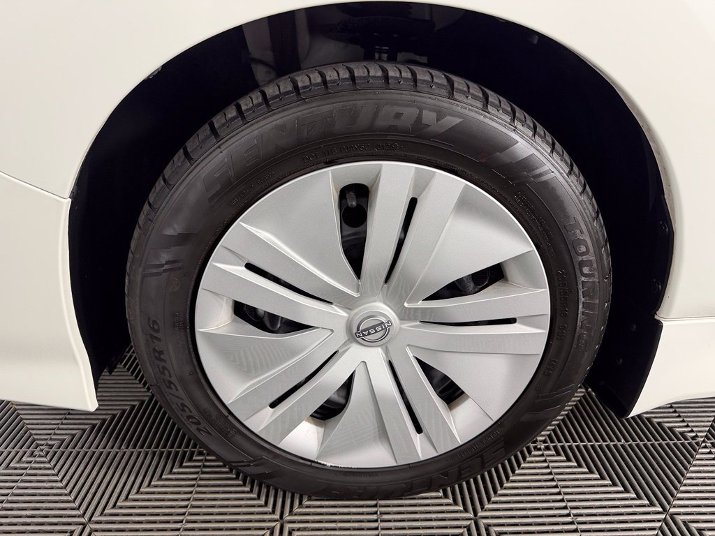 Certified Used 2025 White Nissan S image 12