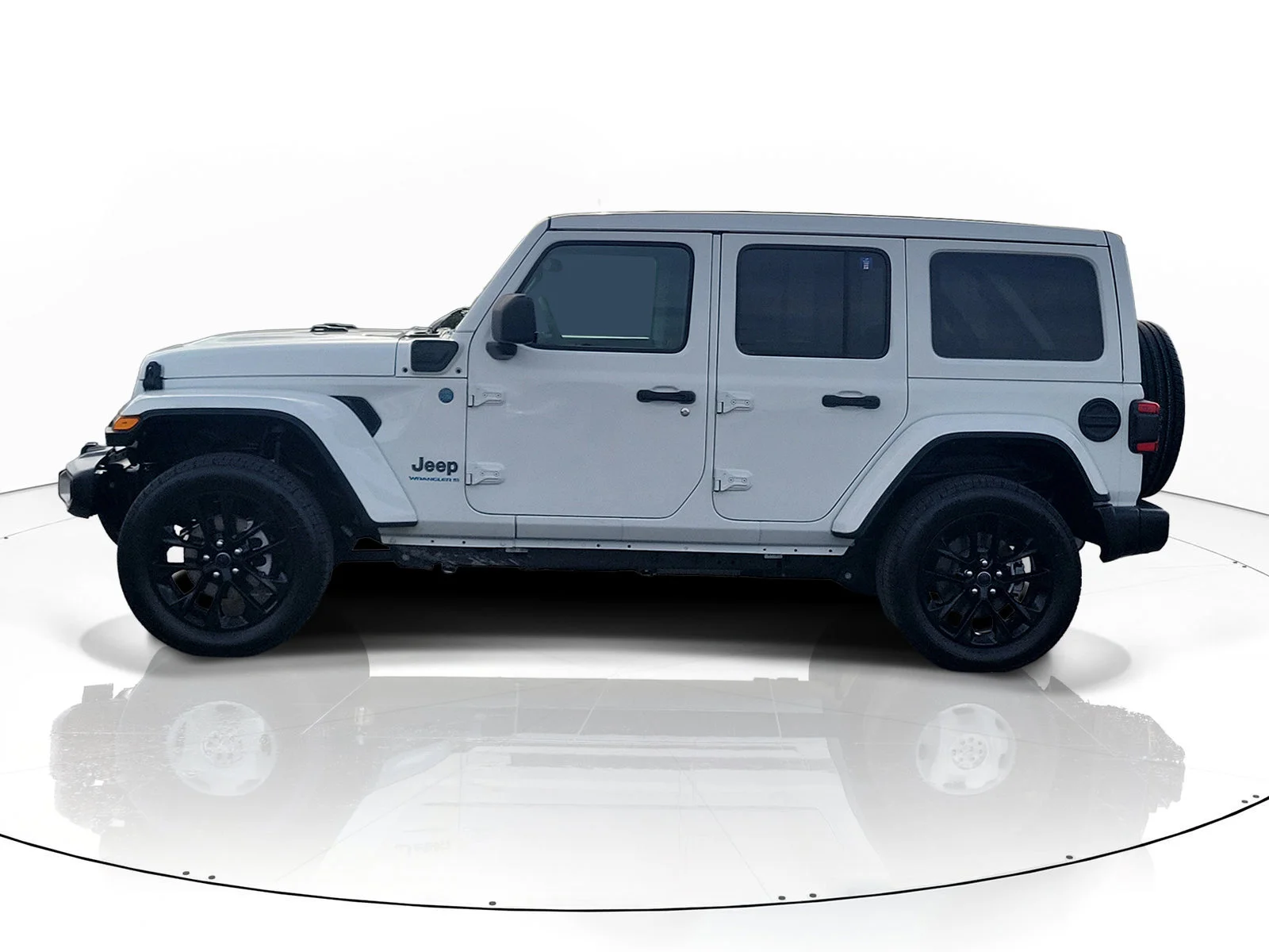 Certified Used 2025 White Jeep Sahara 4xe image 7