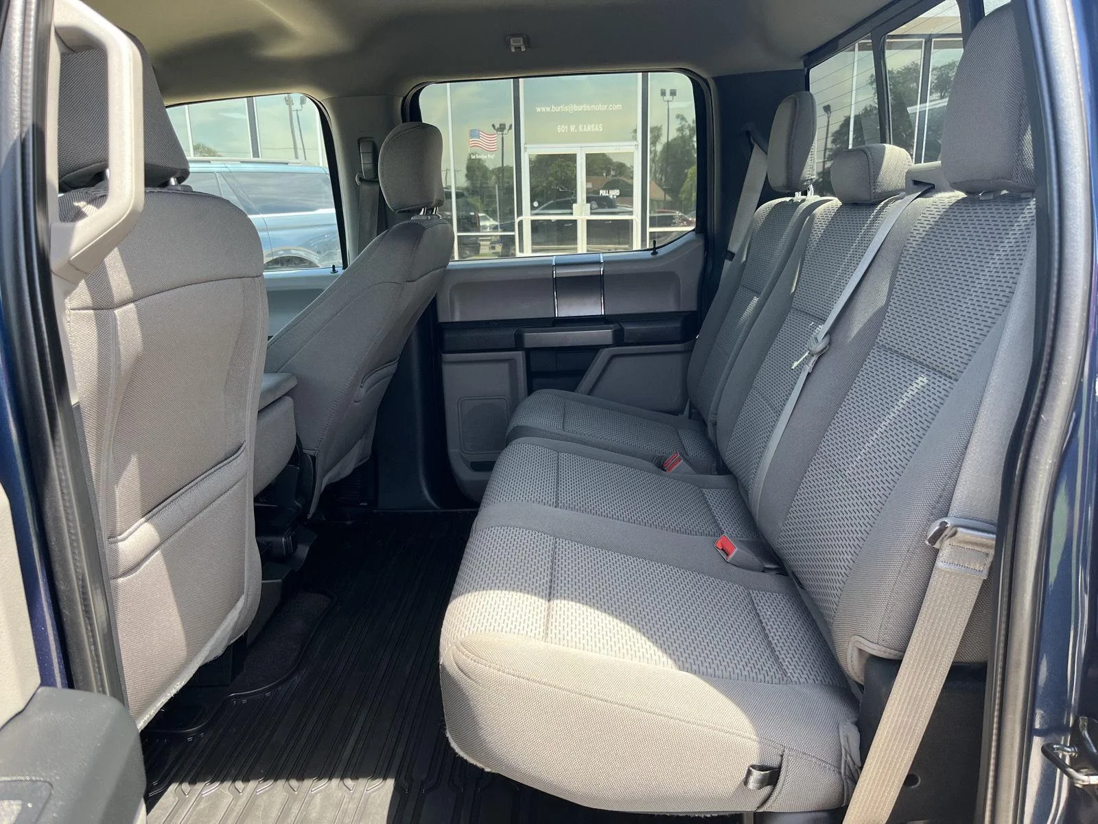 Photo 12