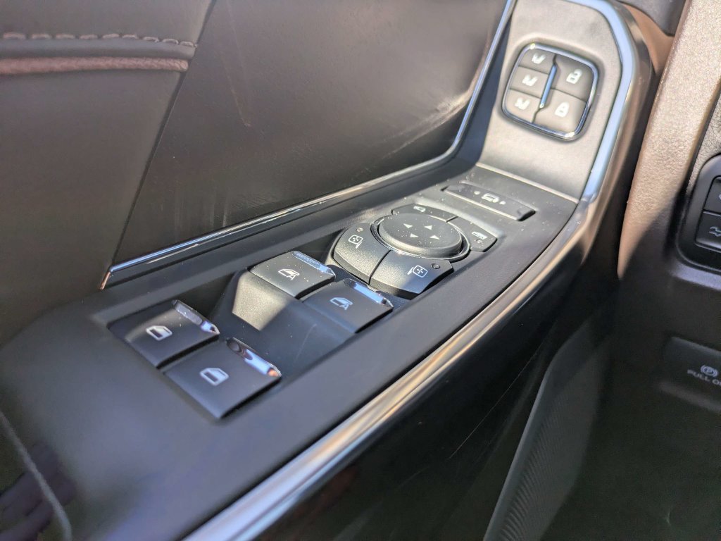 New 2026 Star White Metallic Tri-Coat Ford F-350® King Ranch® image 49