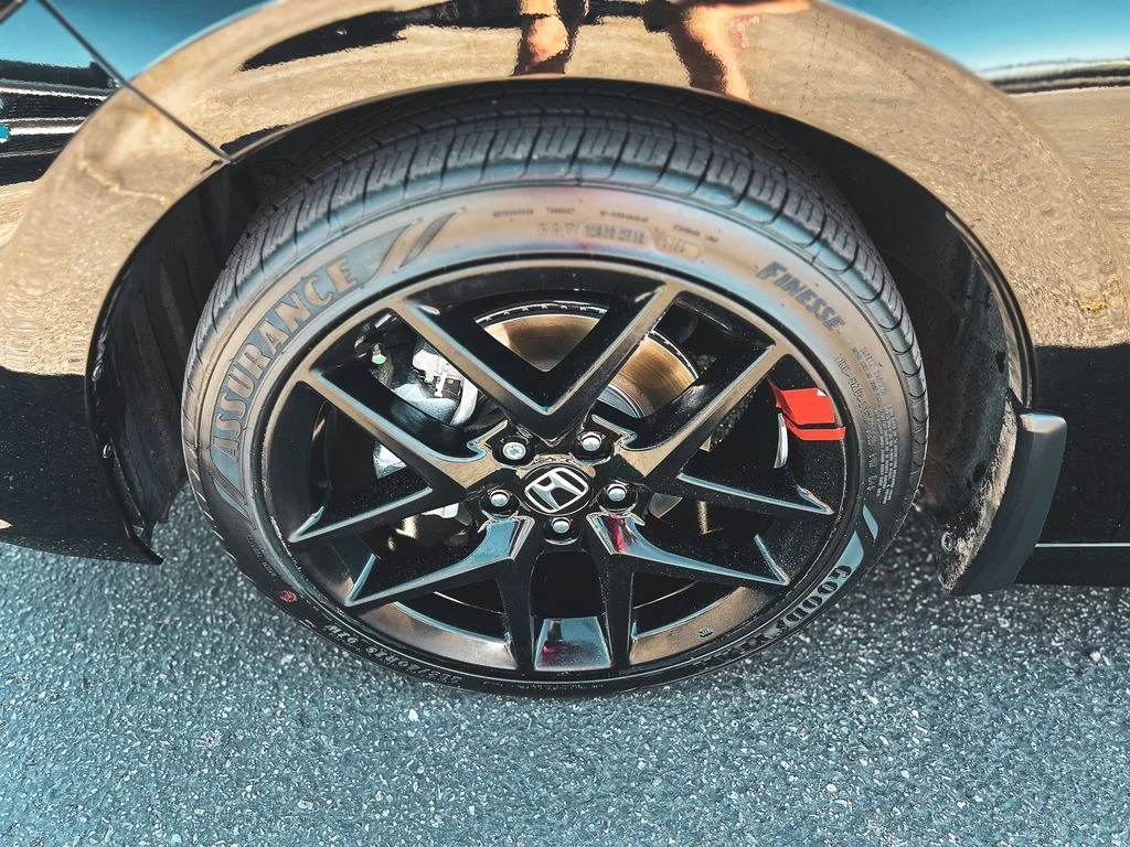 2025 Honda Civic Sport - Photo 14