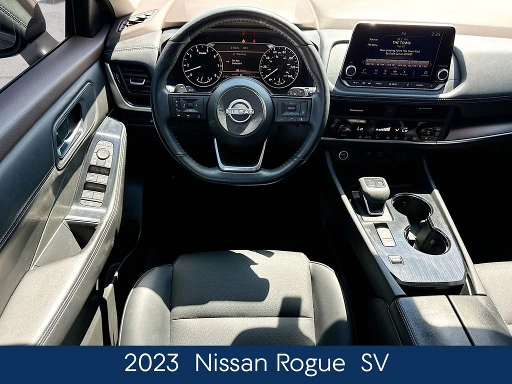 Used 2023 Gray Nissan SV image 15