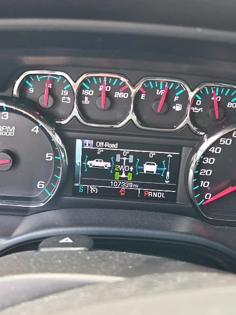 Used 2018 White Chevrolet LT image 2
