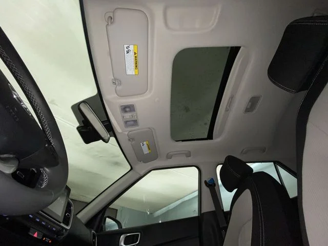 Used 2026 Green Hyundai SEL image 21