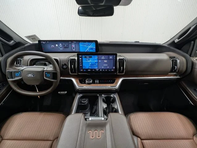 New 2027 Agate Black Metallic Ford King Ranch® image 38