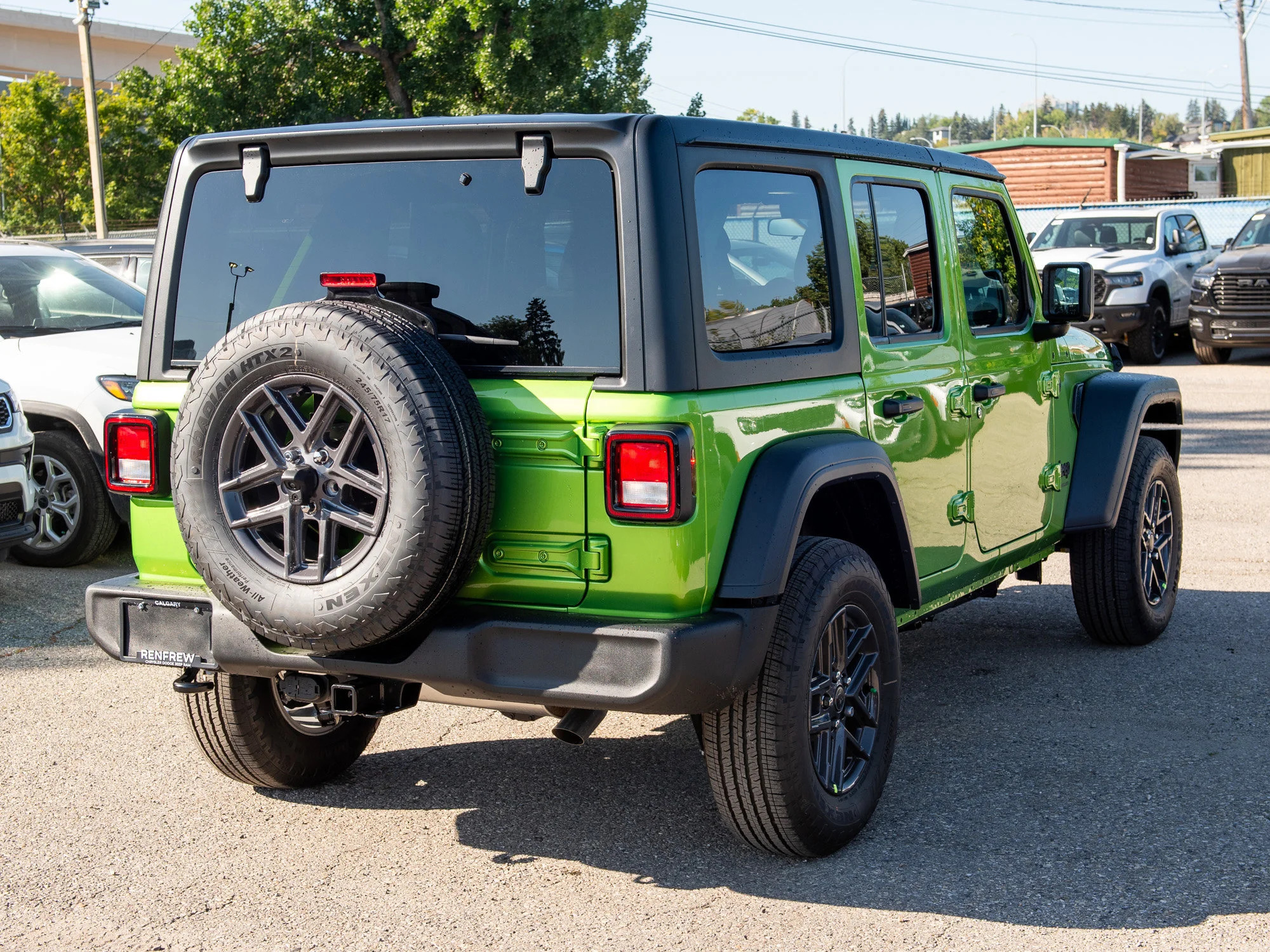 Used 2025 mojito Jeep Sport S* 4 Door 4x4, Remote Start, Heated Seats/Wheel image 5