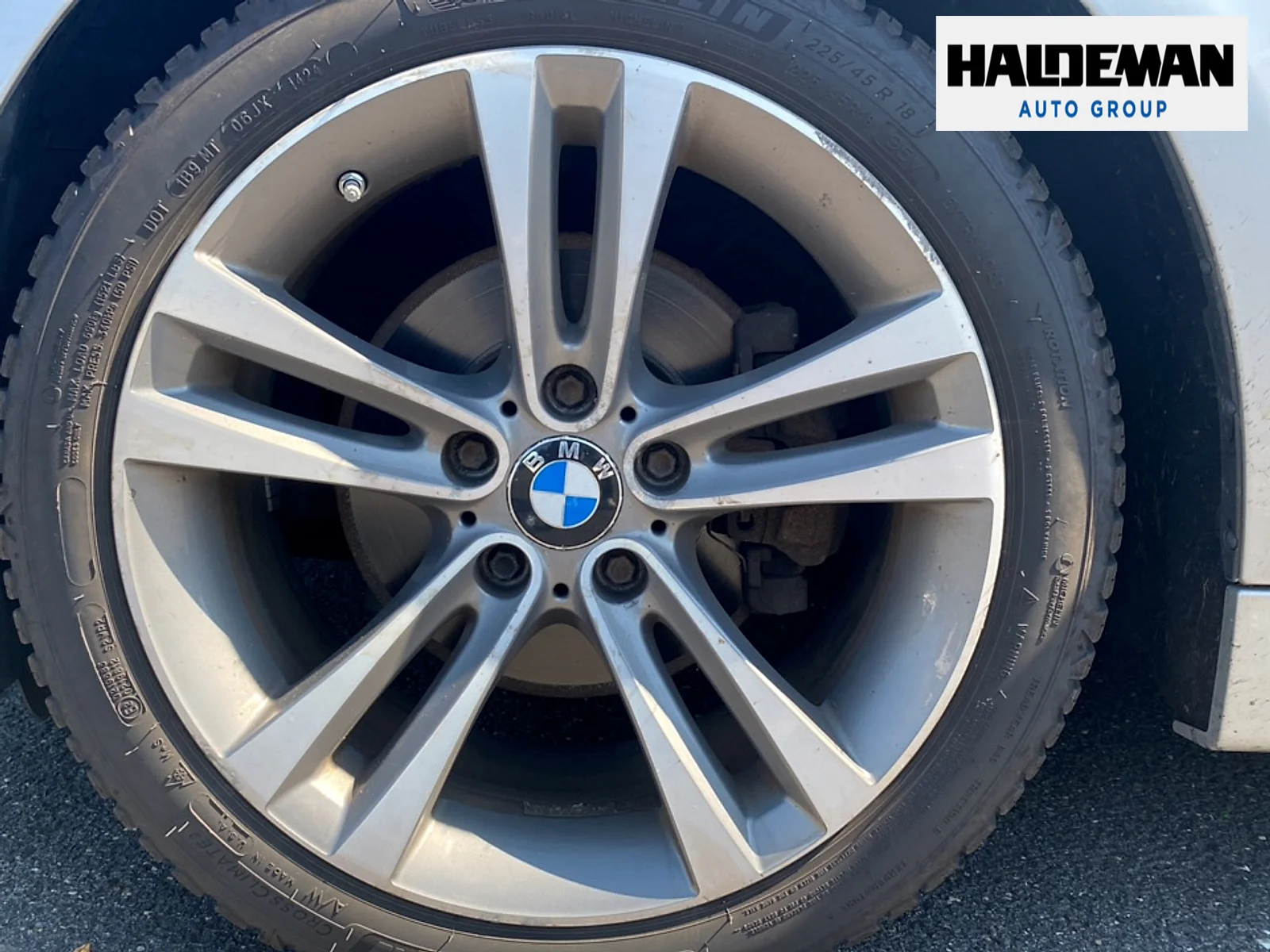 Used 2014 Silver BMW xDrive image 5
