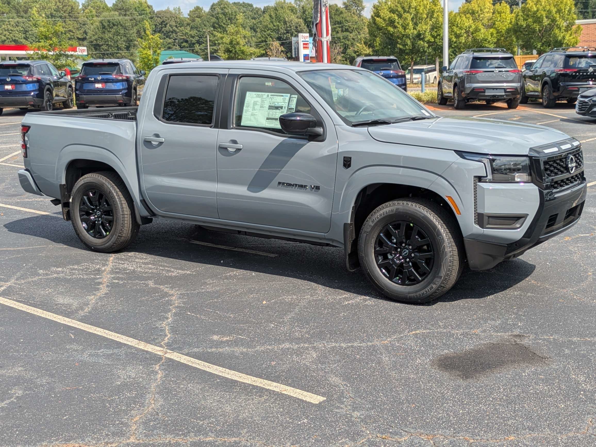 2027 Nissan Frontier SV