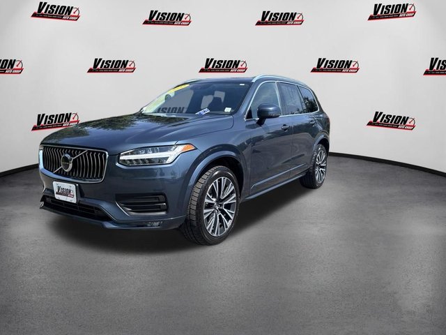 2022 Volvo XC90 T5 Momentum