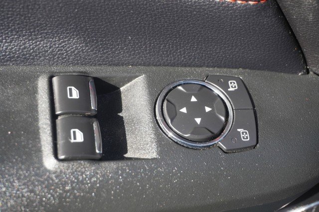 Used 2022  Ford GT Premium image 16