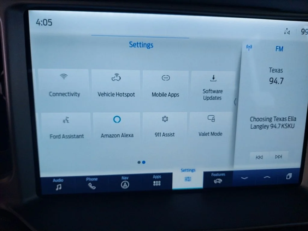 Used 2023 Blue Ford Outer Banks image 24