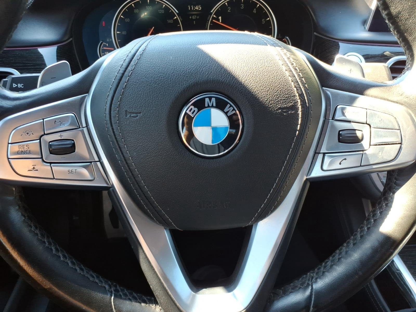 Used 2018 Alpine White BMW 750i xDrive image 14
