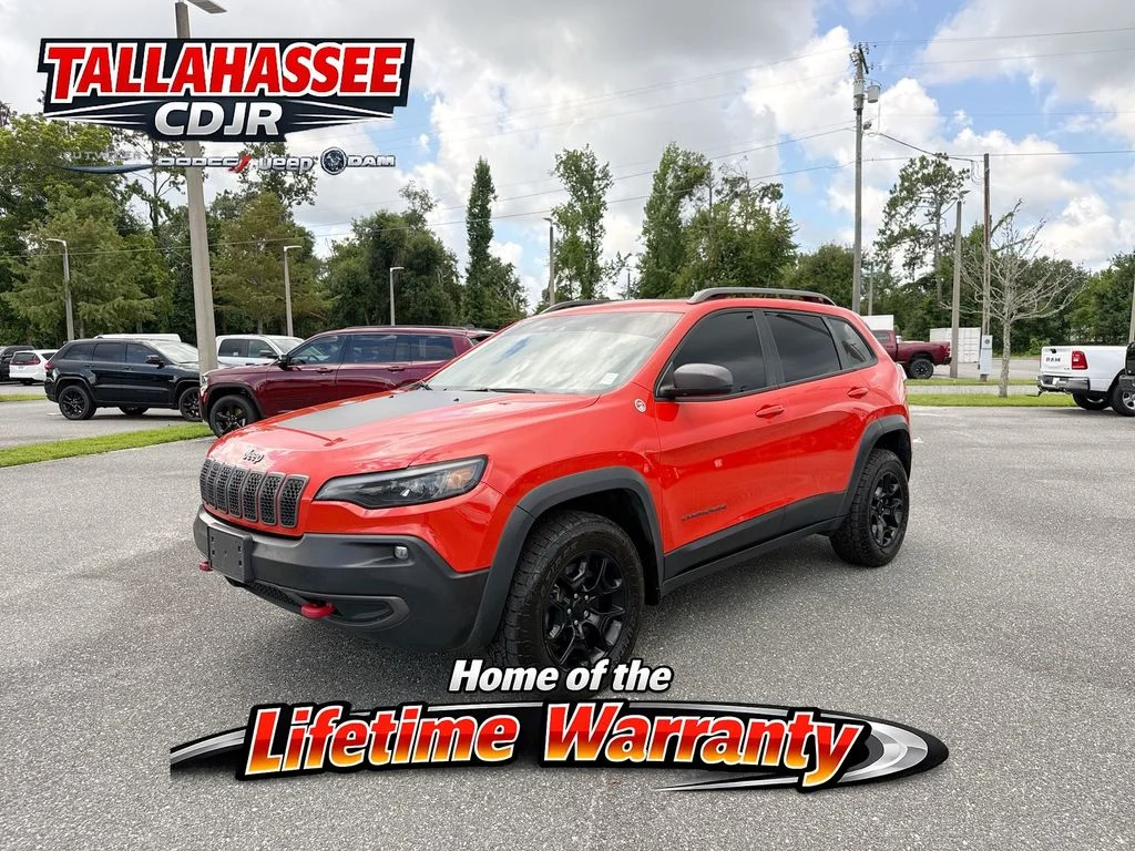 Used 2021 Orange Jeep Trailhawk image 9