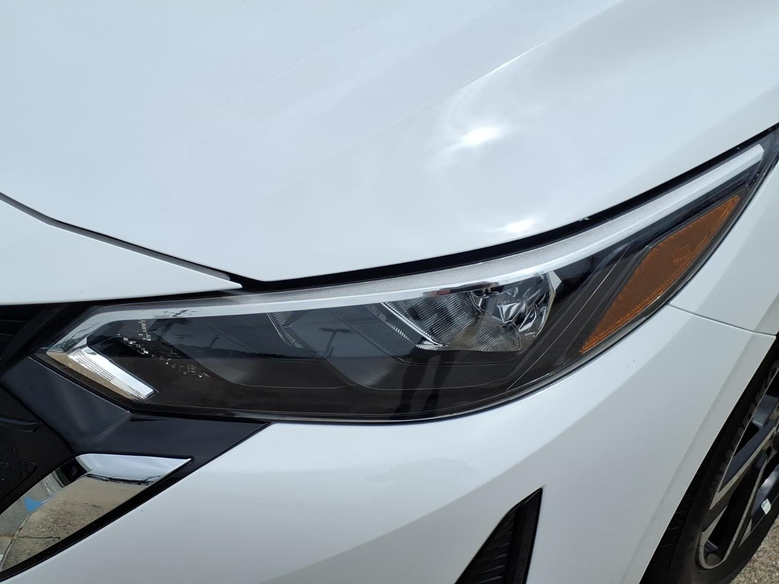2025 Nissan Sentra SV White at Robbins Nissan