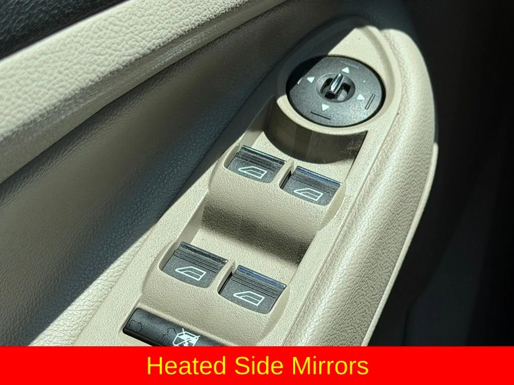 Used 2016 Silver Ford SE image 25