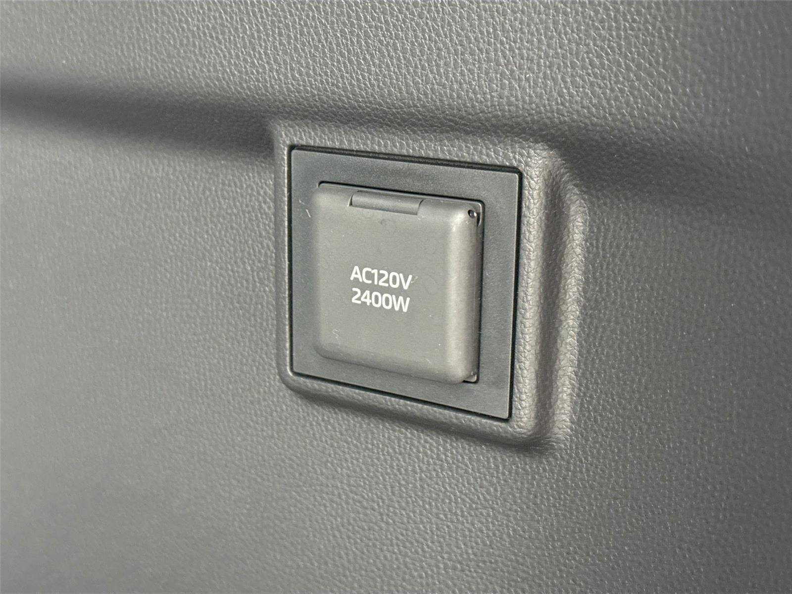 Used 2025 Ice Cap Toyota 1958 image 36