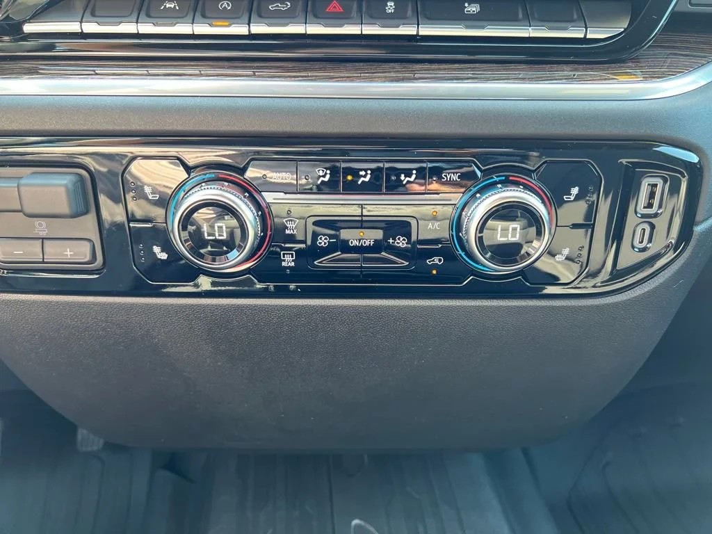 Used 2026 Silver GMC SLE image 21