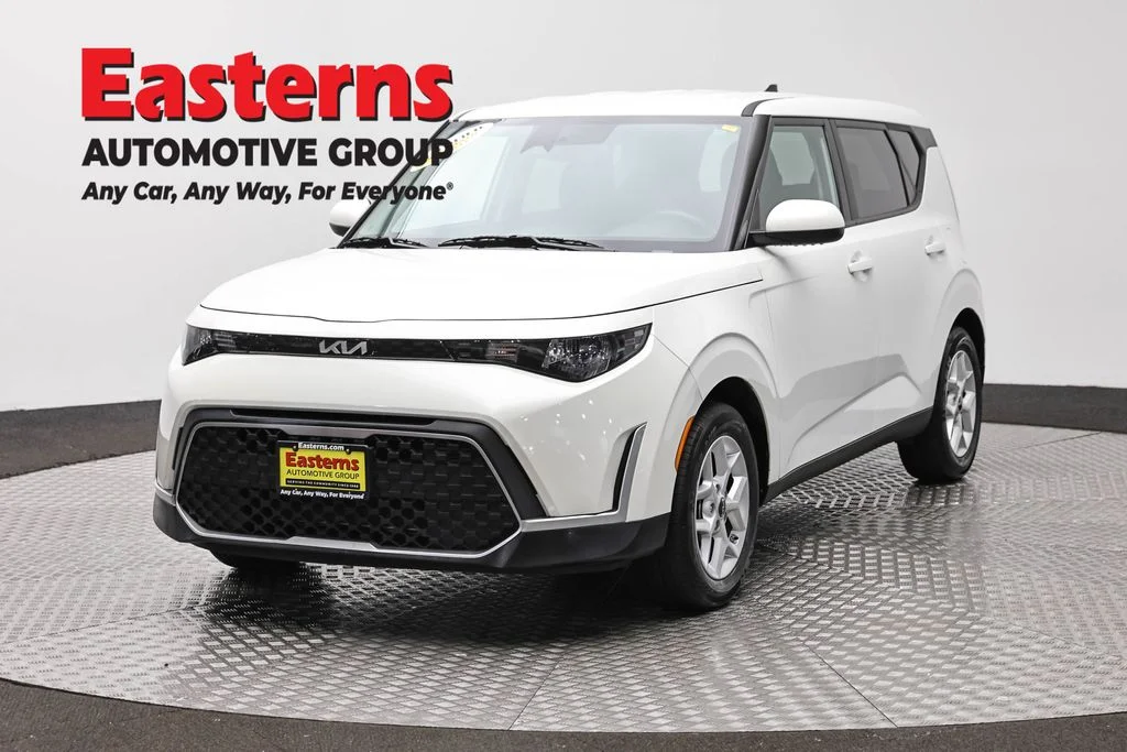 Used 2024 White Kia LX image 1
