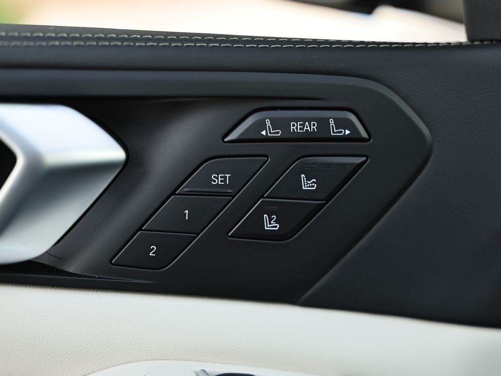New 2027 Blue Ridge Mountain Metallic BMW xDrive40i image 17