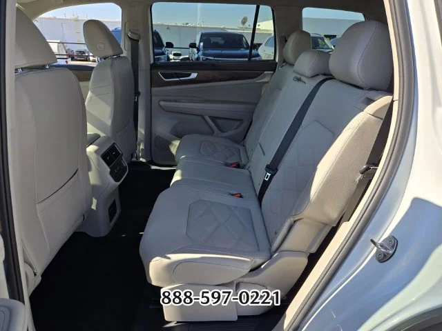Certified Used 2024 Pure White Volkswagen 2.0T SE W/TECHNOLOGY image 11