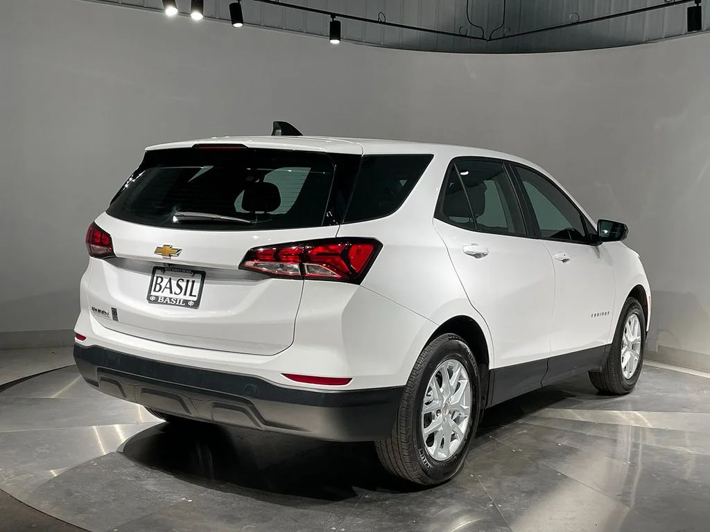 Used 2024 White Chevrolet LS image 11