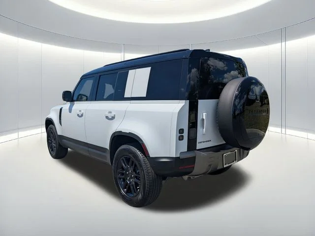 Used 2026 Fuji White Land Rover S image 3