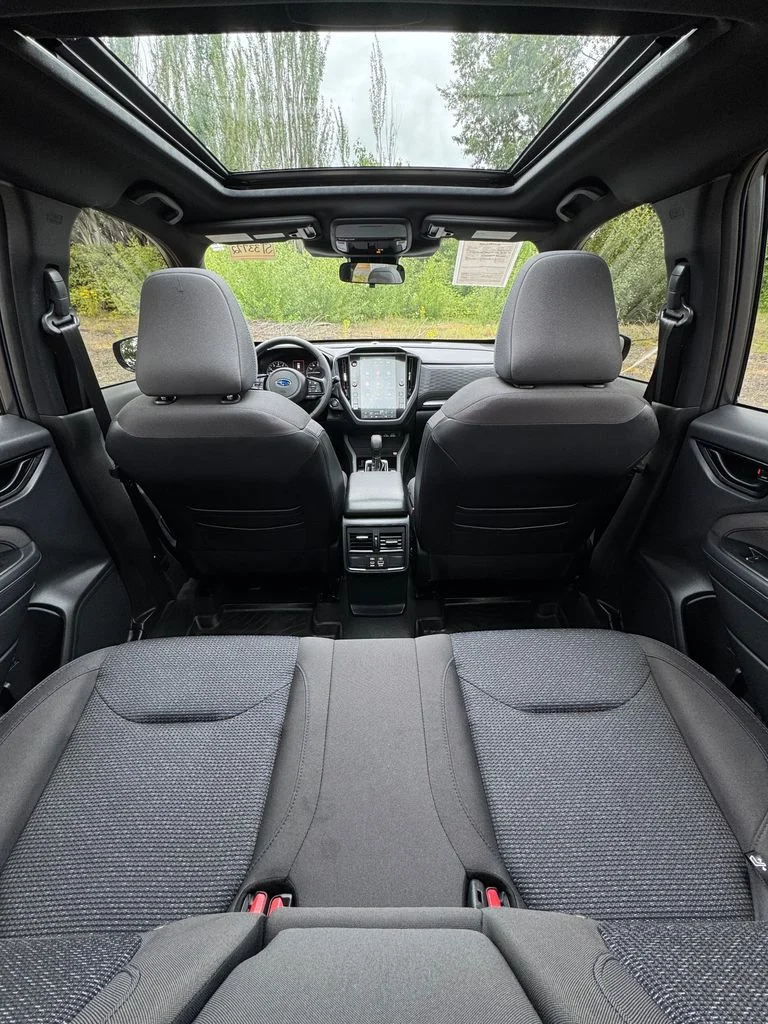 Used 2025 Magnetite Gray Metallic Subaru Premium image 14