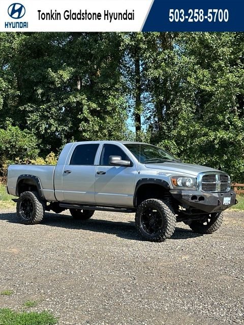 Used 2006 Bright Silver Metallic Dodge SLT image 1