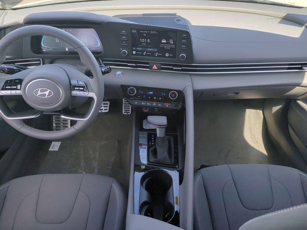 New 2026 White Hyundai SEL Sport Premium image 16