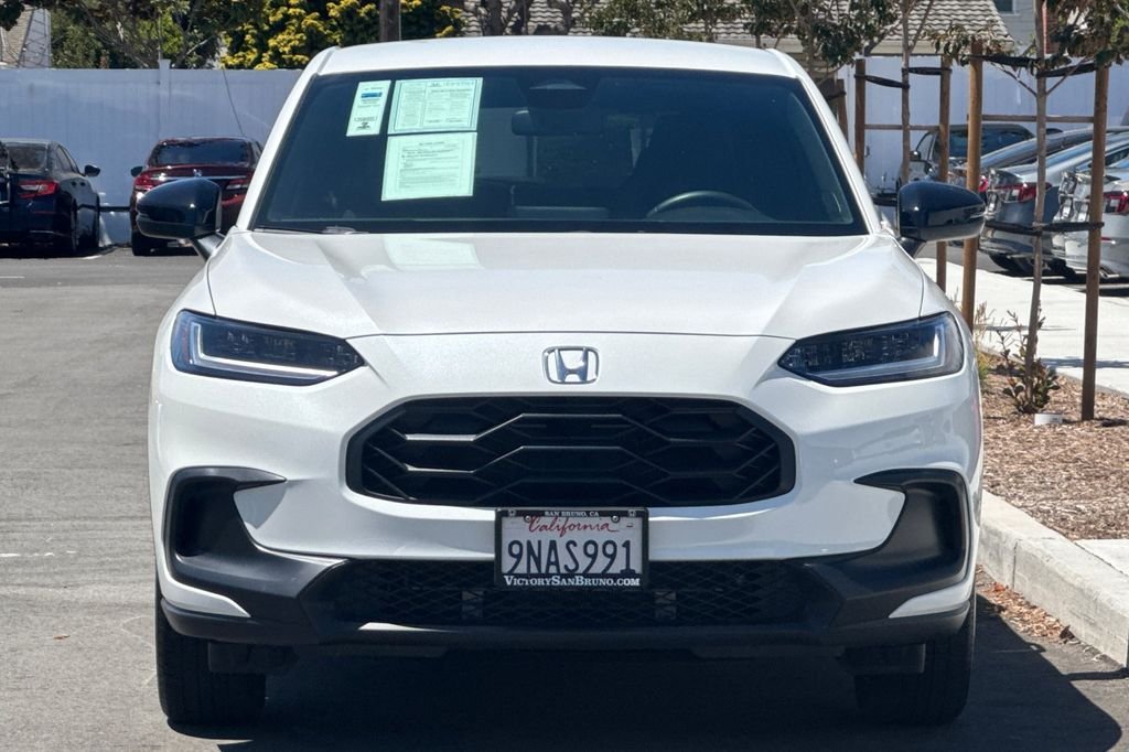 Certified Used 2025 Platinum White Pearl Honda Sport image 9