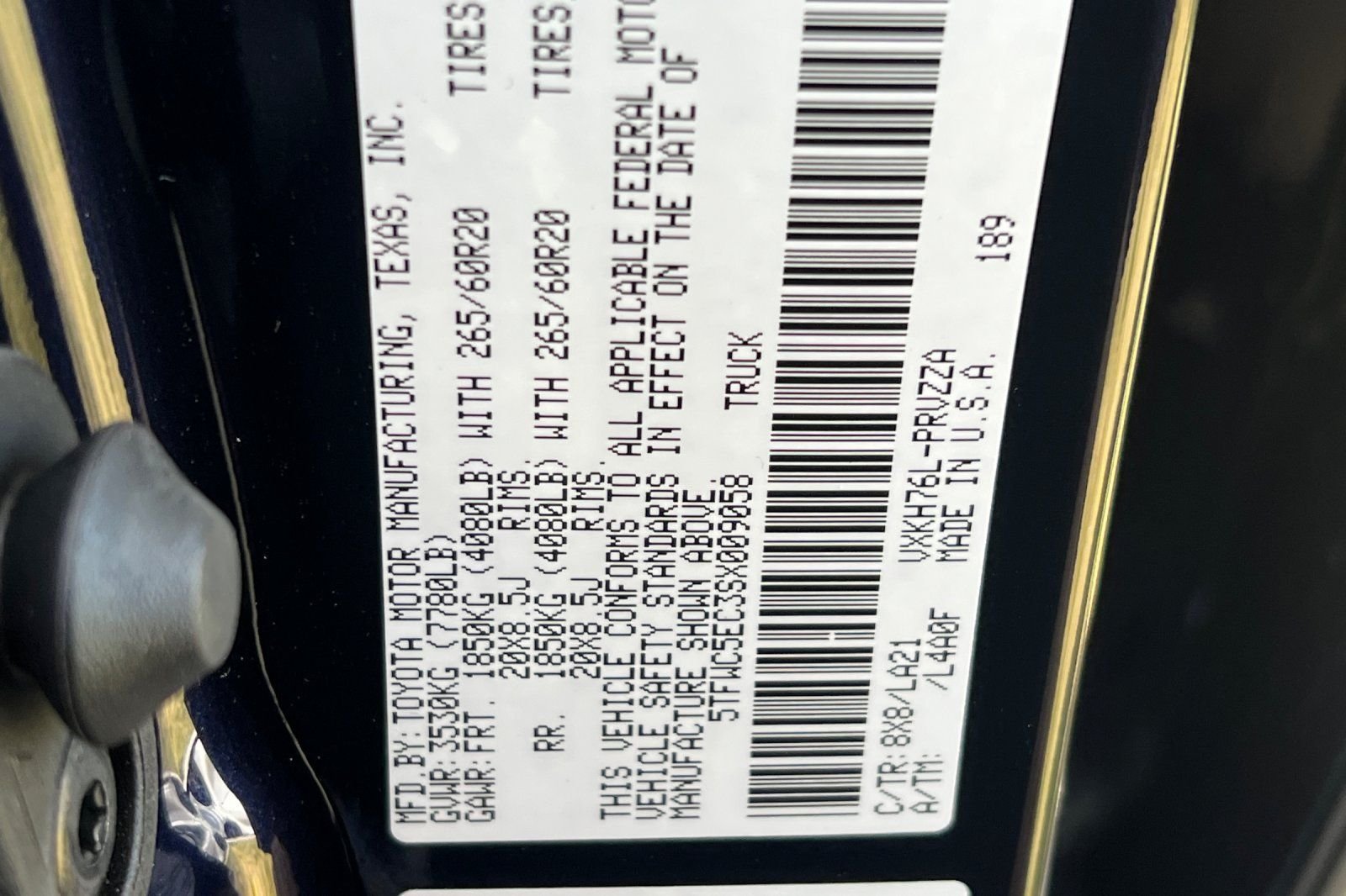 2025 Toyota Tundra Platinum - Photo 30