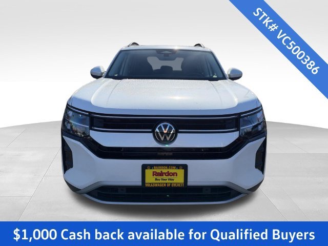 New 2027 Opal White Pearl Volkswagen SE w/Technology image 2