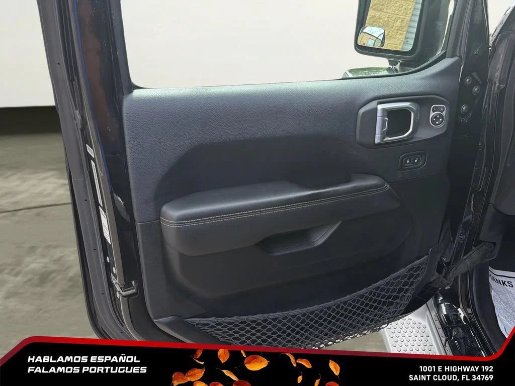 Used 2019 Black Jeep Sahara 4x4 image 23