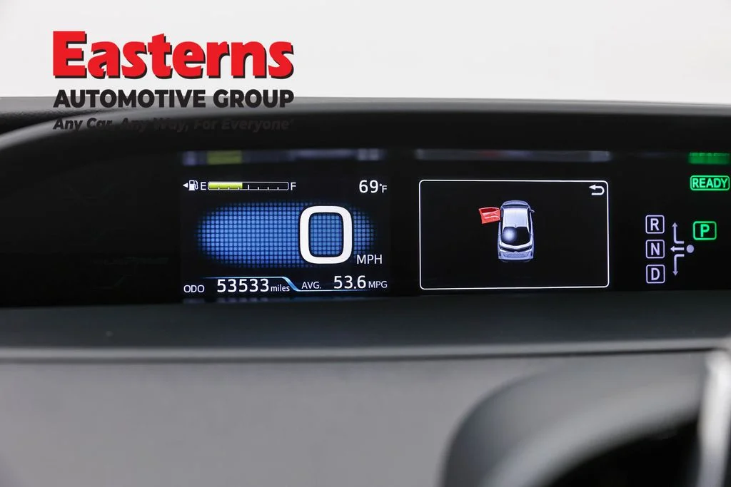 Used 2018 Red Toyota Advanced image 20