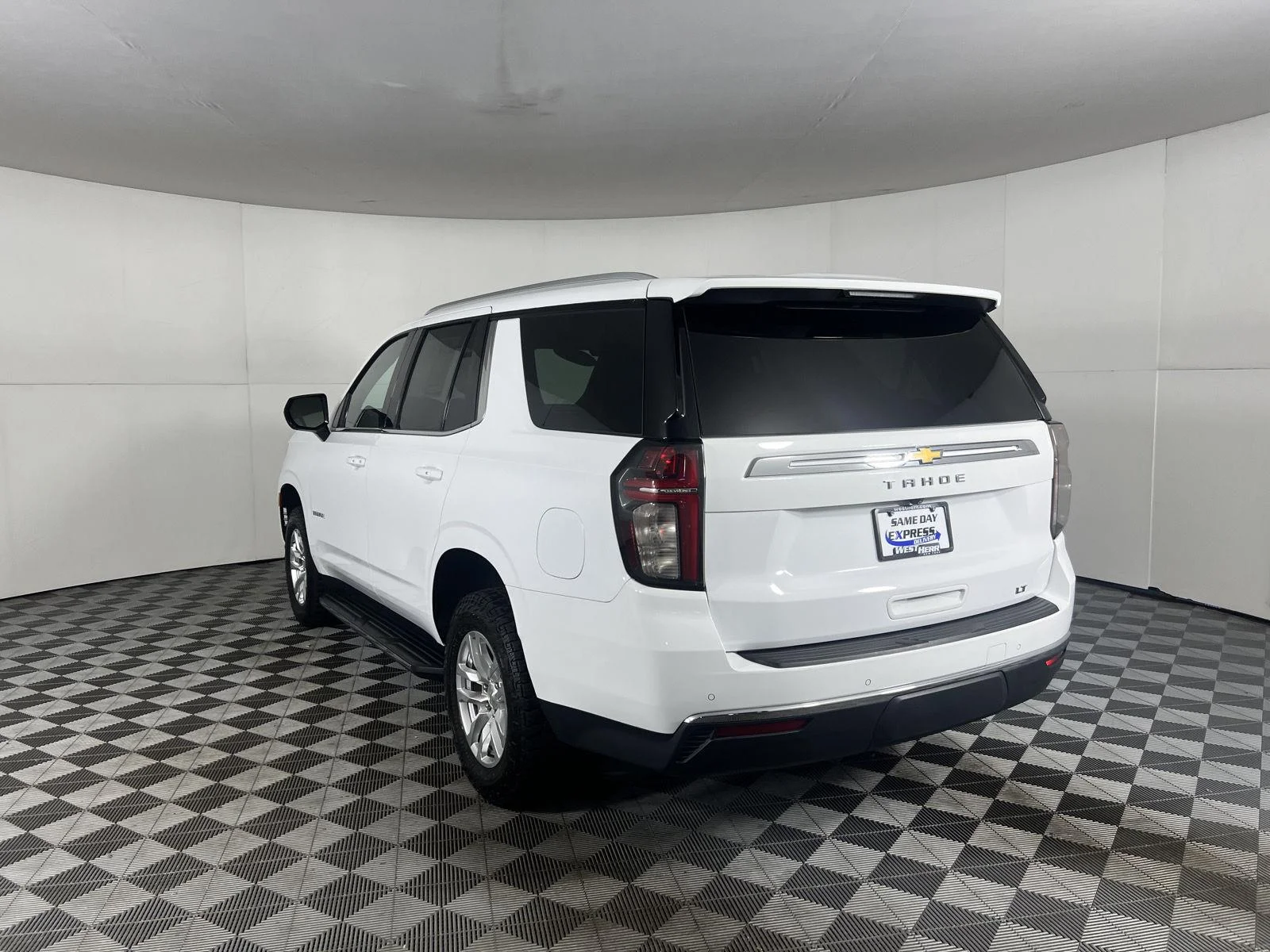 Used 2022 Summit White Chevrolet LT image 20