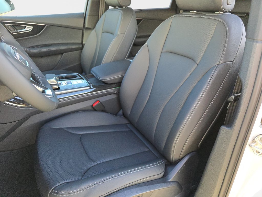 Used 2026 White/off-white Audi 55 Premium Plus image 19