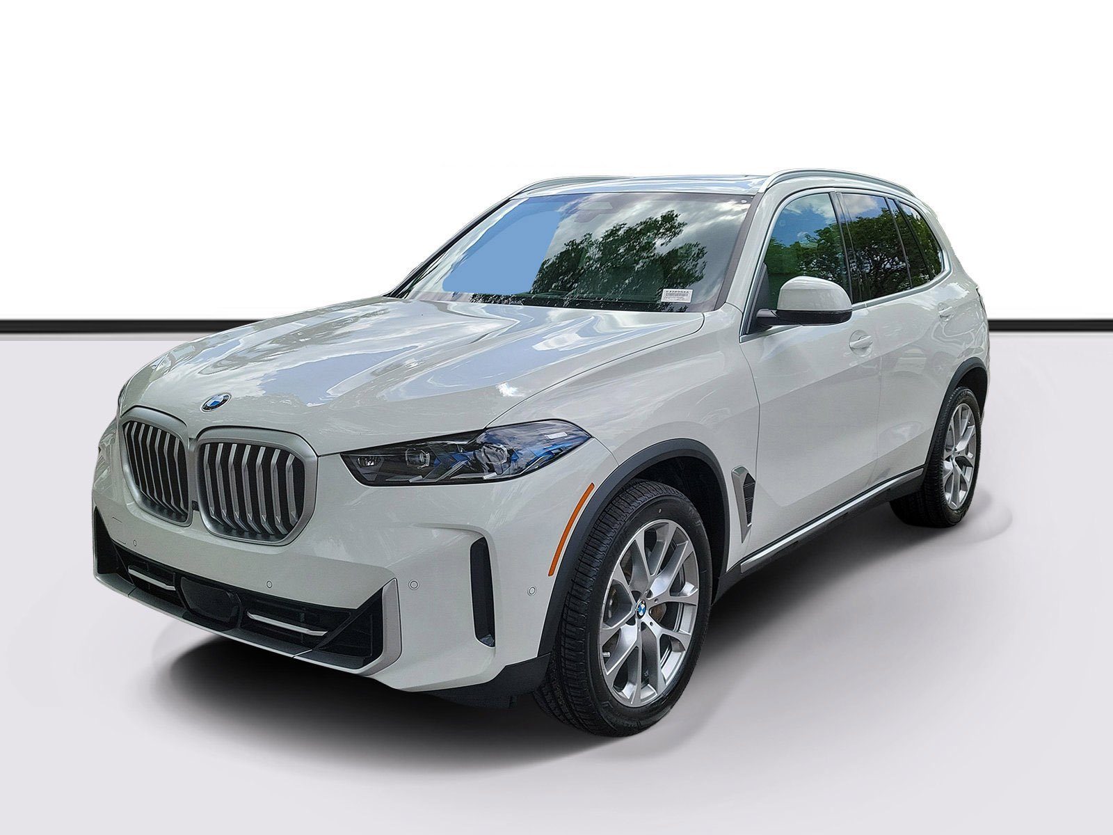 Certified Used 2024 Alpine White BMW xDrive40i image 2