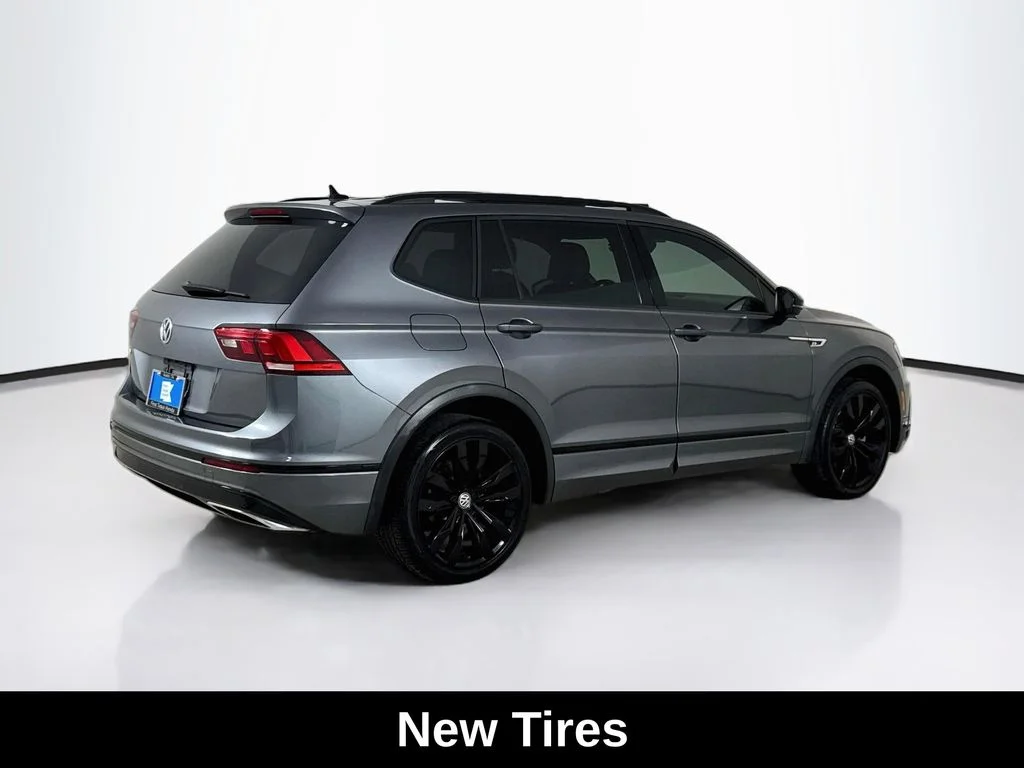 Used 2021 Platinum Gray Metallic Volkswagen 2.0T SE R-Line Black image 7