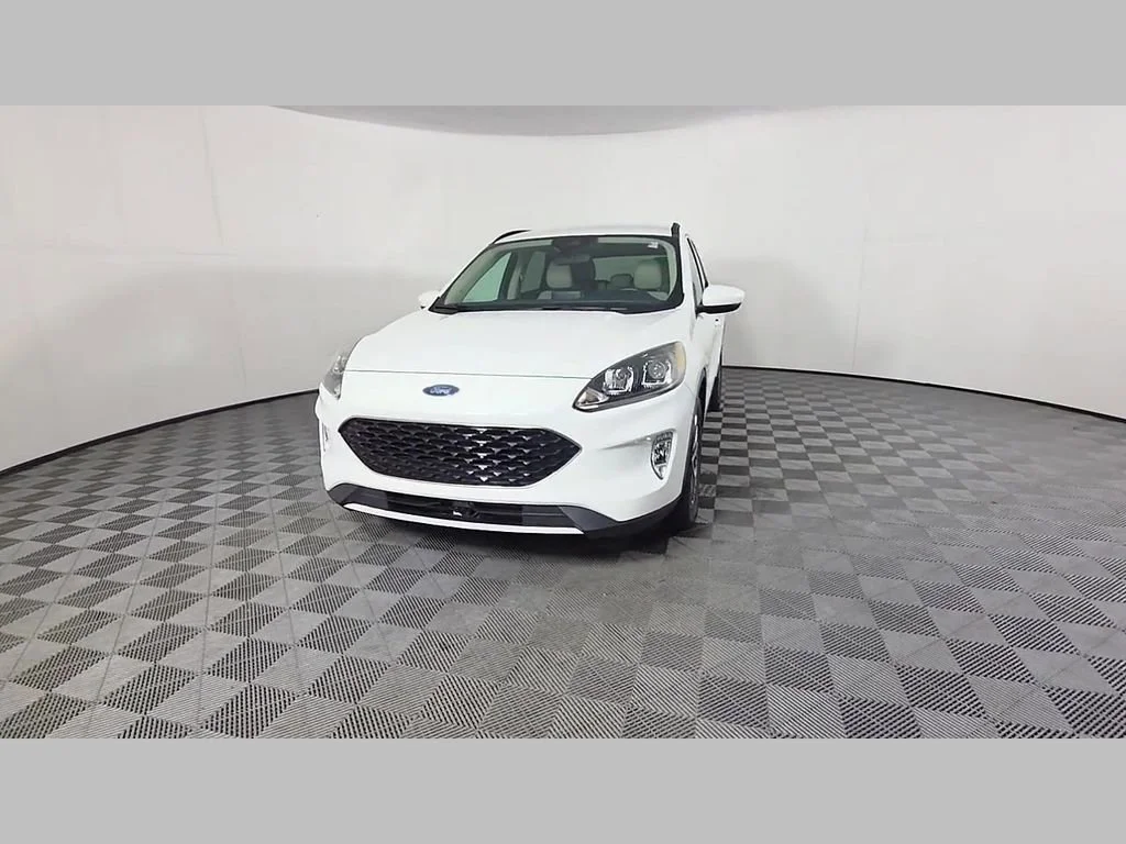 Used 2020 White Metallic Ford SEL image 50