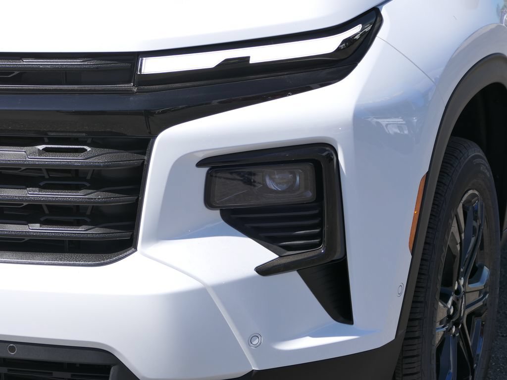 2027 Chevrolet Traverse LT - Photo 9