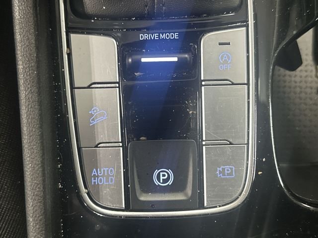 Used 2024 Silver Hyundai SE image 34