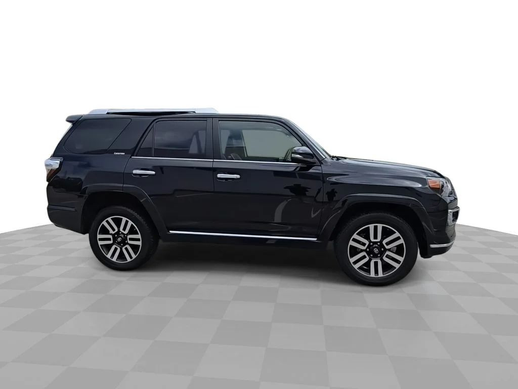 2015 Toyota 4Runner Limited - Photo 9