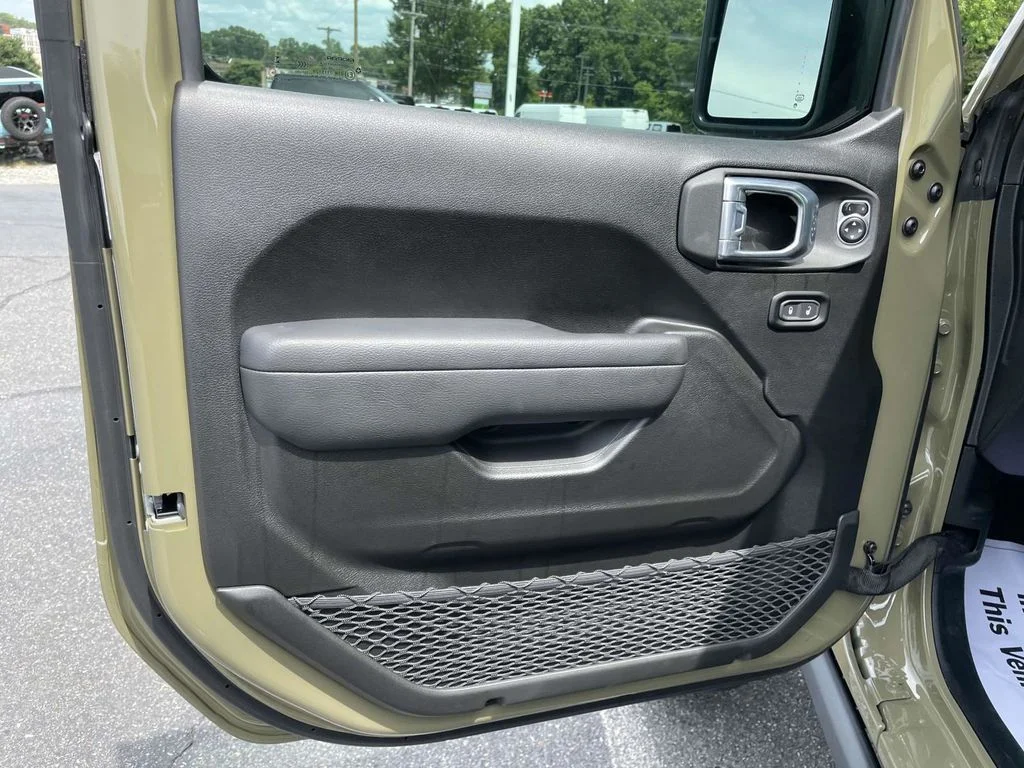 New 2025 41 Exterior Paint Jeep Willys Apex image 24