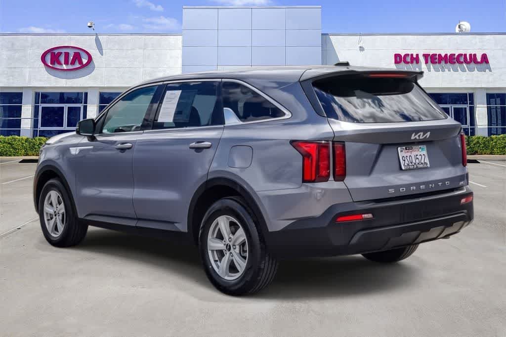 Certified Used 2022 Everlasting Silver Kia LX image 6