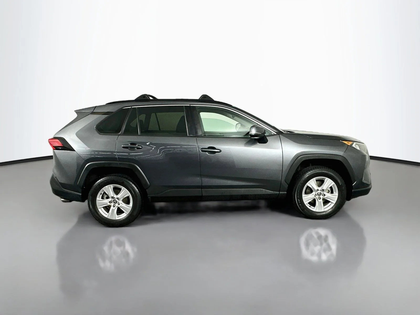 Used 2021 Magnetic Gray Metallic Toyota XLE image 8