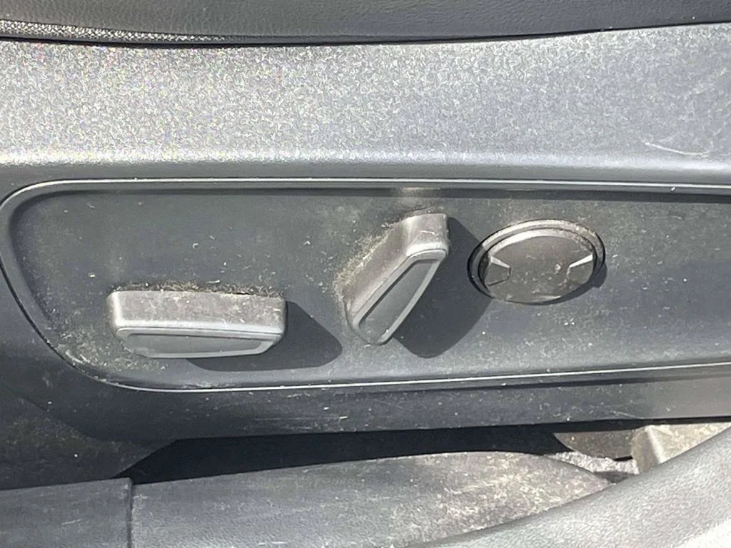 Certified Used 2022 Gray Ford SEL image 14