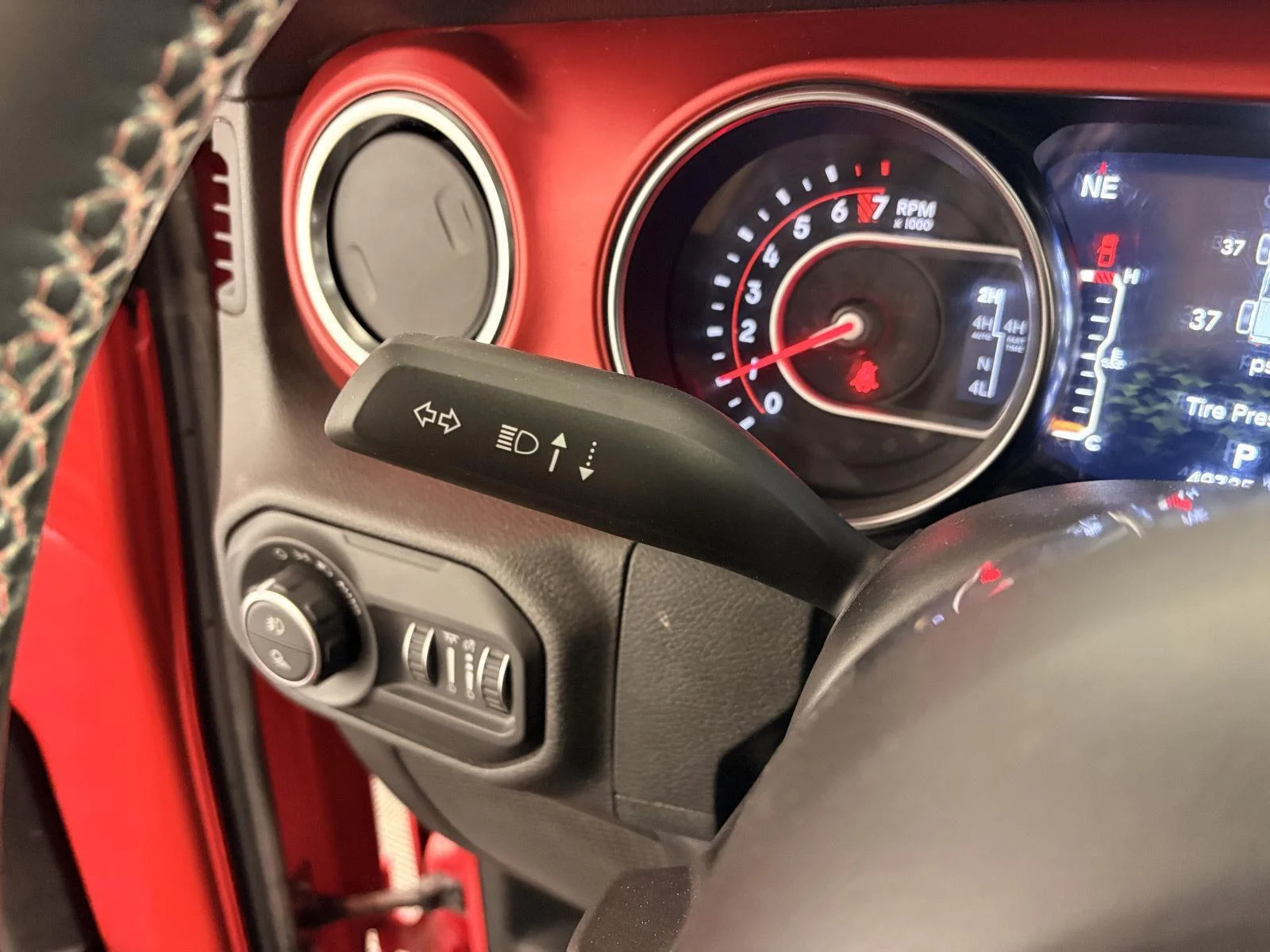 Used 2021 Firecracker Red Clearcoat Jeep Rubicon image 31