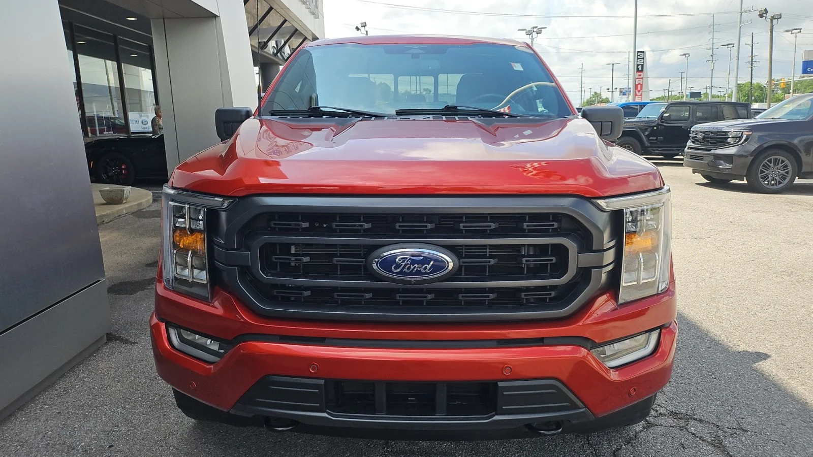 Used 2023 Red Ford XLT image 7